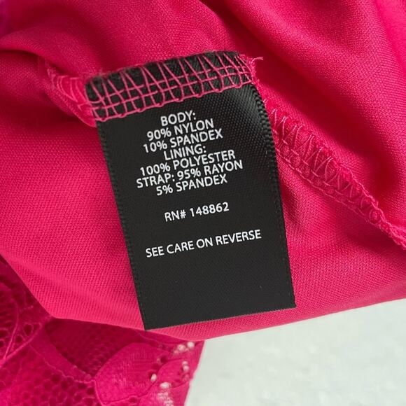 Torrid Pink Lace Halter Cold Shoulder Top Size 4 - Picture 7 of 7